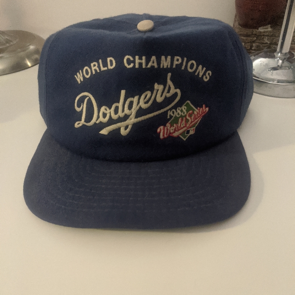 Original 1988 world series Dodgers official cap